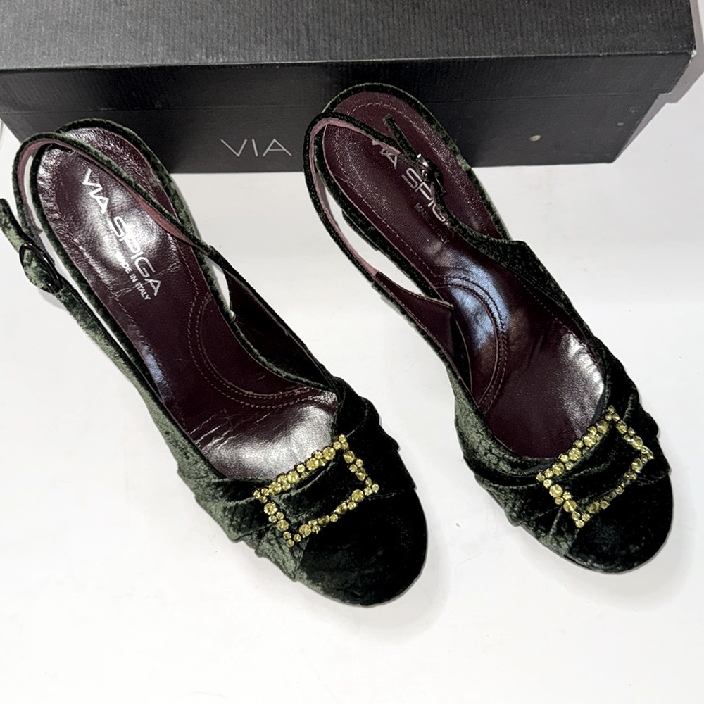 Via Spiga Green Velvet Python Shoes - Picture 2 of 9
